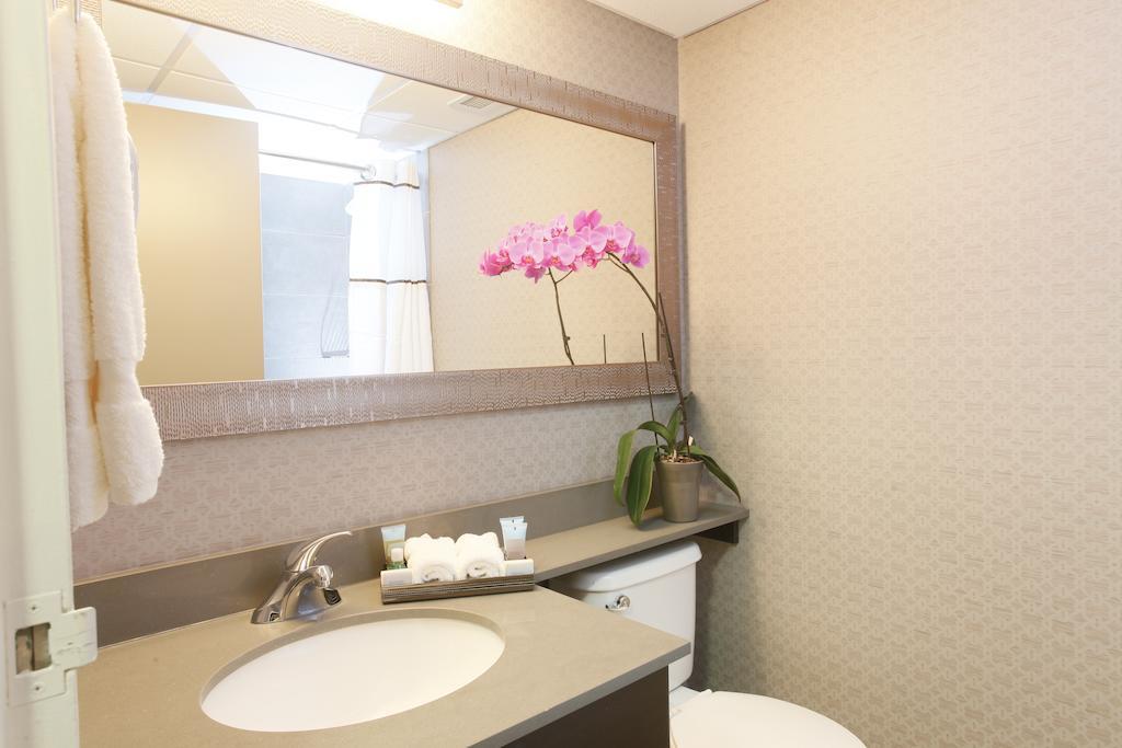 Coast Grimshaw Hotel & Suites Extérieur photo