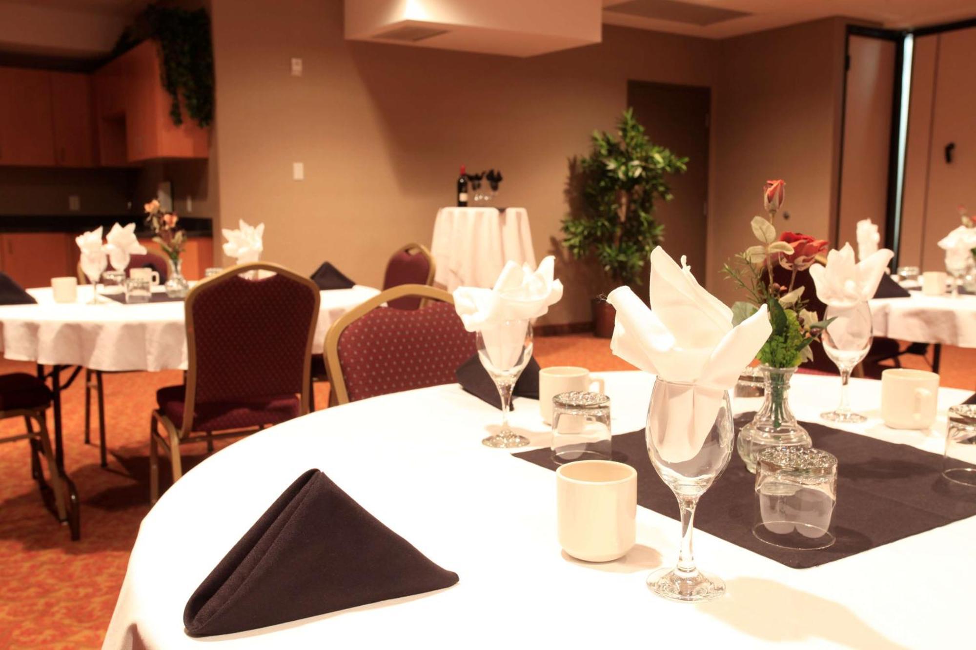 Coast Grimshaw Hotel & Suites Extérieur photo