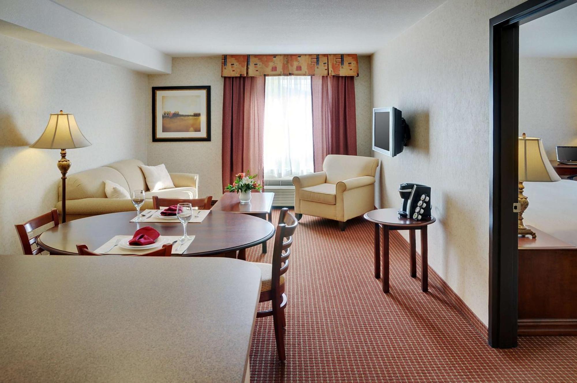 Coast Grimshaw Hotel & Suites Extérieur photo