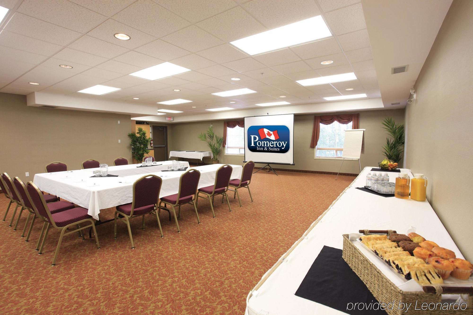 Coast Grimshaw Hotel & Suites Extérieur photo
