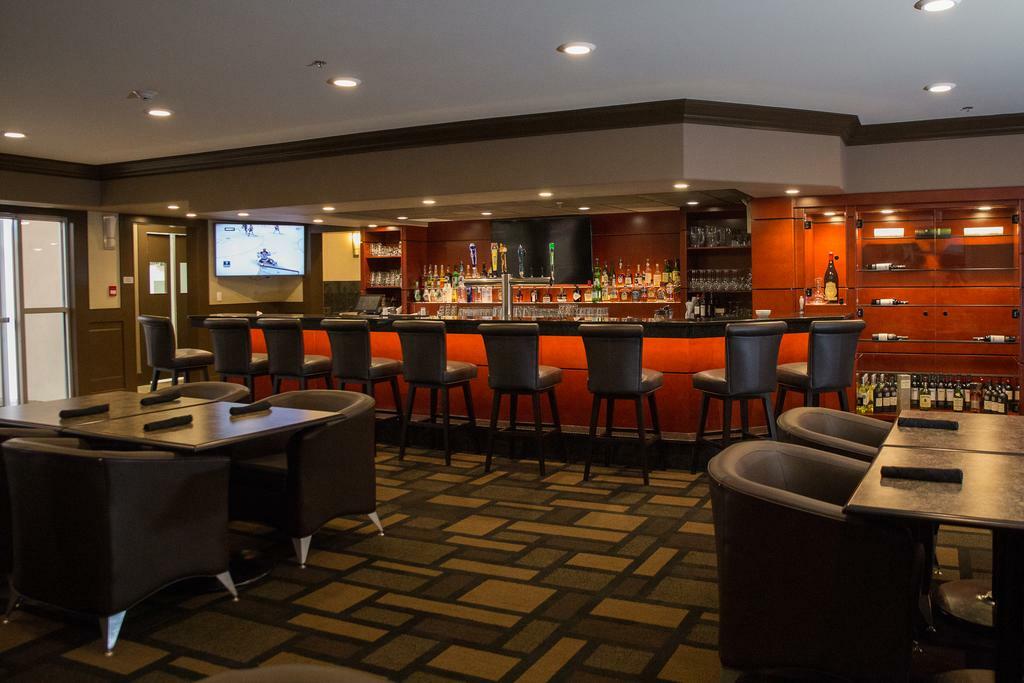 Coast Grimshaw Hotel & Suites Extérieur photo